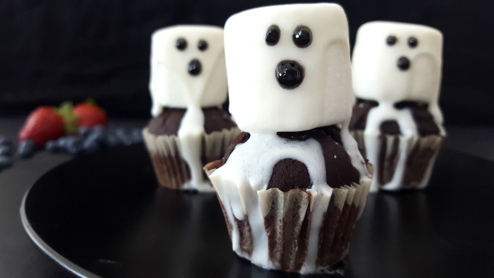 Cupcakes fantôme au chocolat chaud / wooloo