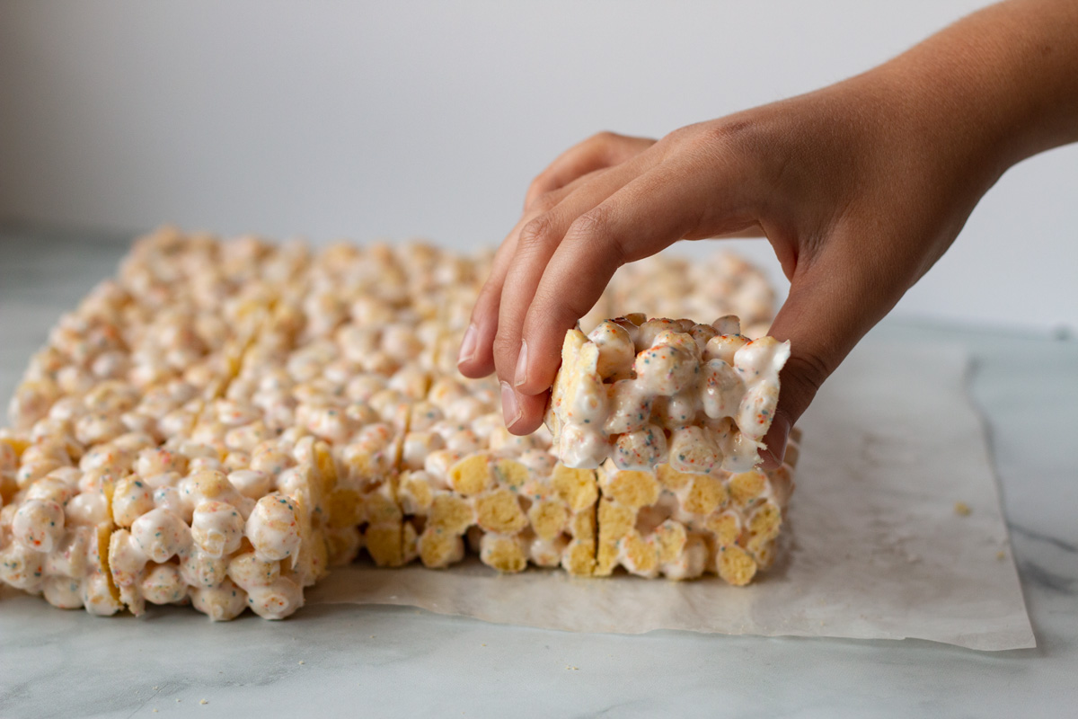 Carrés aux guimauves et céréales Timbits