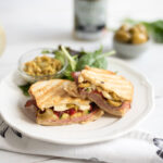 grilled-cheese-legumes-olive-wooloo