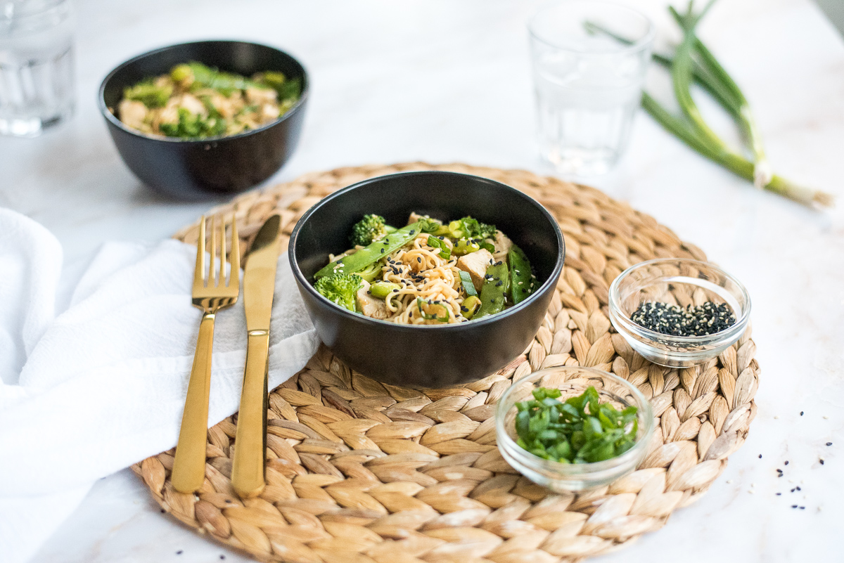 nouilles-ramen-poulet-brocoli-wooloo