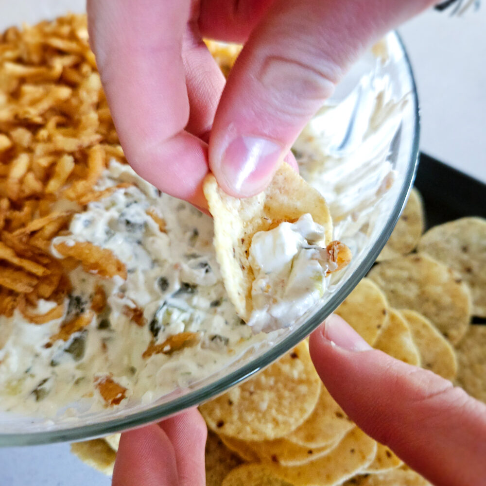 recette-trempette-cornichons-a-laneth-et-tostitos